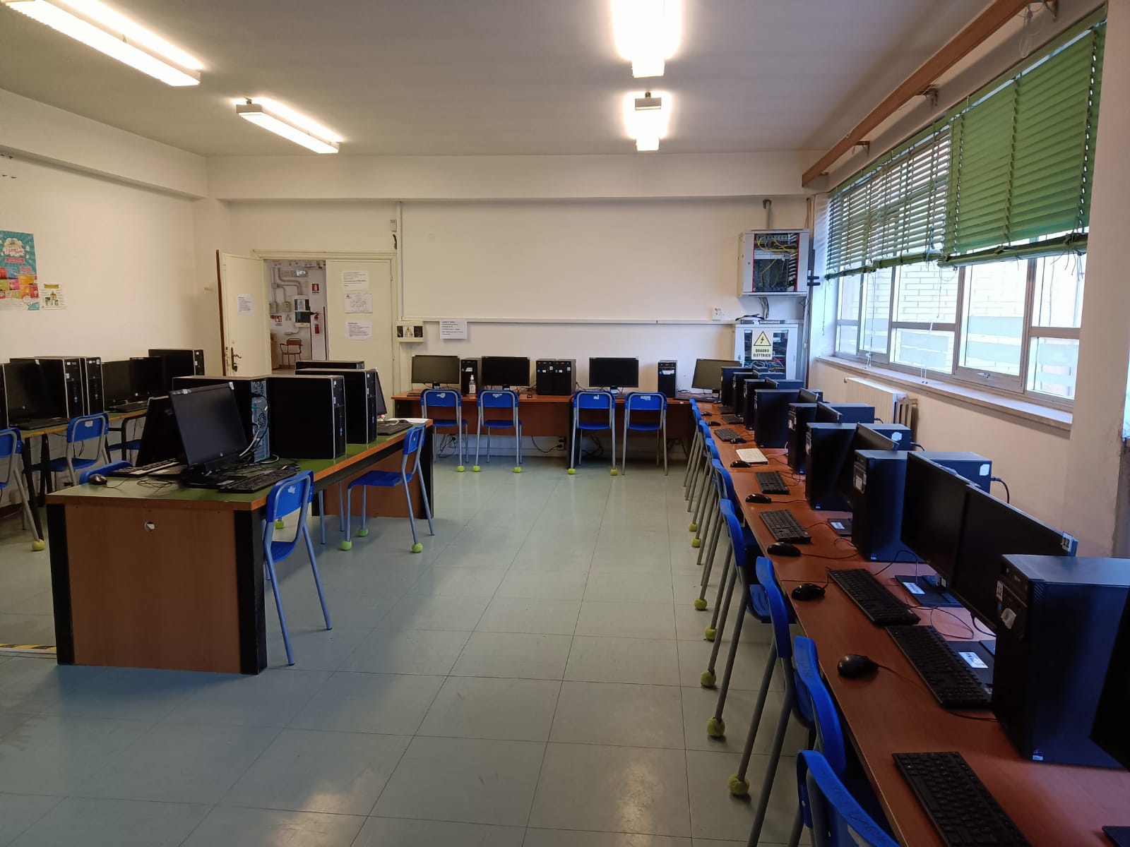 laboratorio informatica canevari